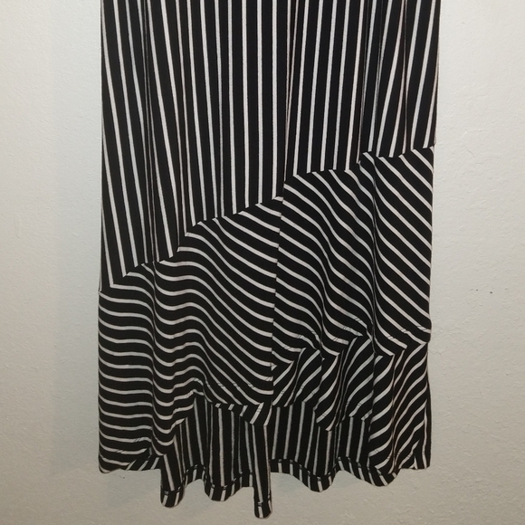 CAbi ATC Wing Striped Dress - Picture 7 of 7